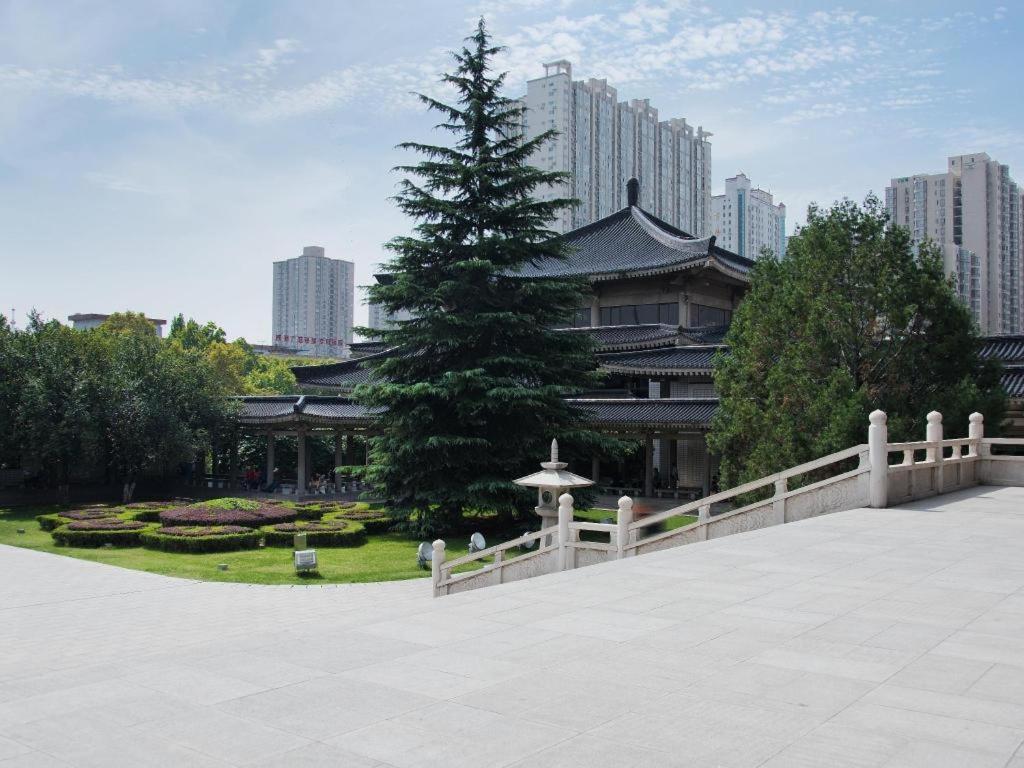 Atour Hotel Xi'An Dayan Pagoda Qujiang Convention And Exhibition Center Exterior photo